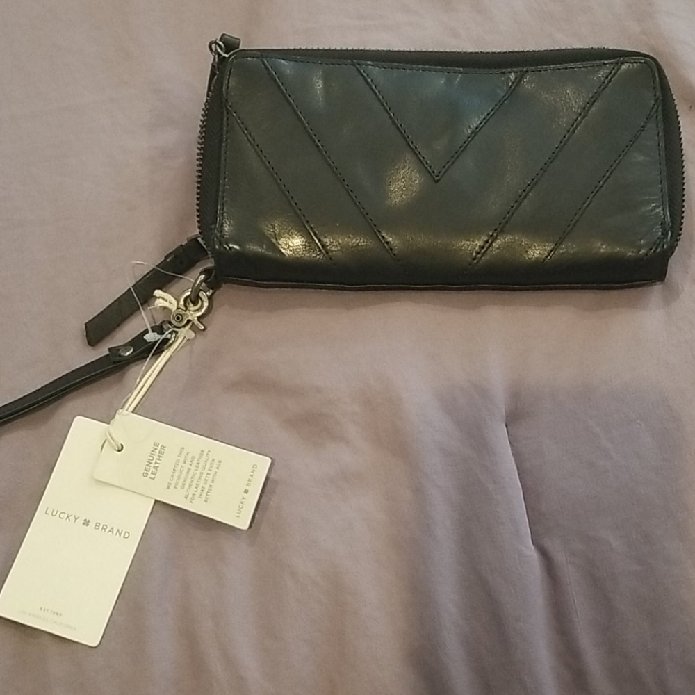 Lucky brand wristlet